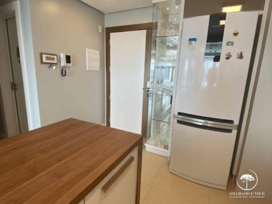 Apartamento Novo No Centro De Gramado Kültér fotó