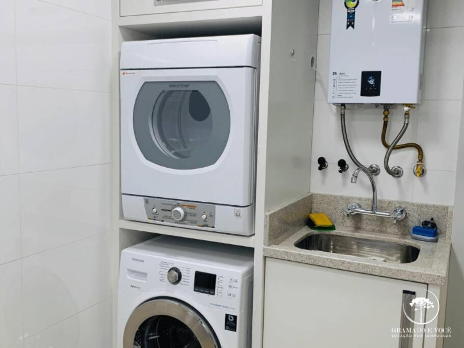 Apartamento Novo No Centro De Gramado Kültér fotó
